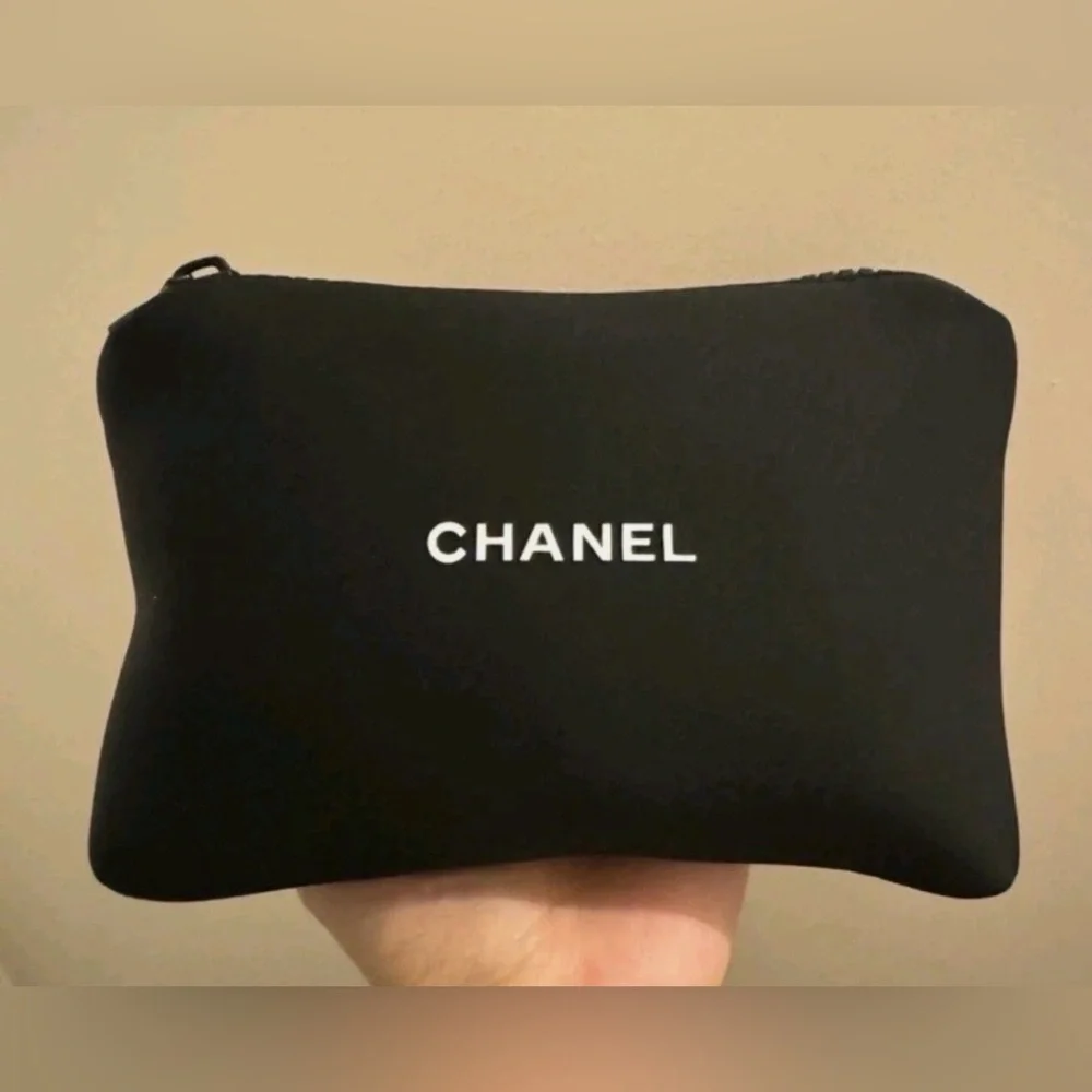 CHANEL Classic Black Makeup Cosmetic Bag NWB - Picture 6 of 7